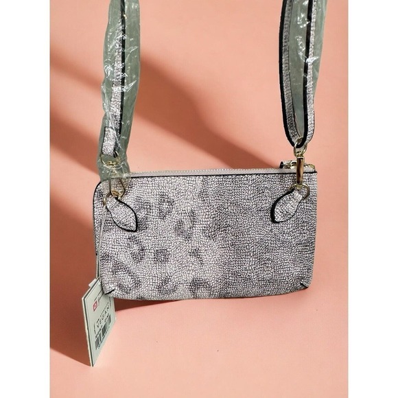 Jen & Co Kendall Crossbody Wristlet Twist Lock Lavender Metallic Shimmer Leopard - Picture 1 of 7